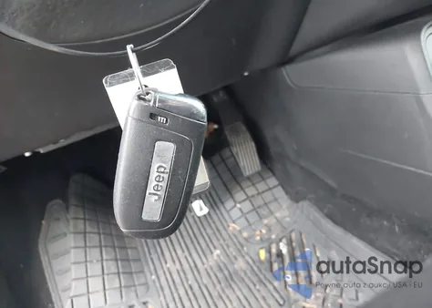 2015 Jeep Renegade Latitude z USA, uszkodzony, nr VIN ZACCJBBT3FPB79361